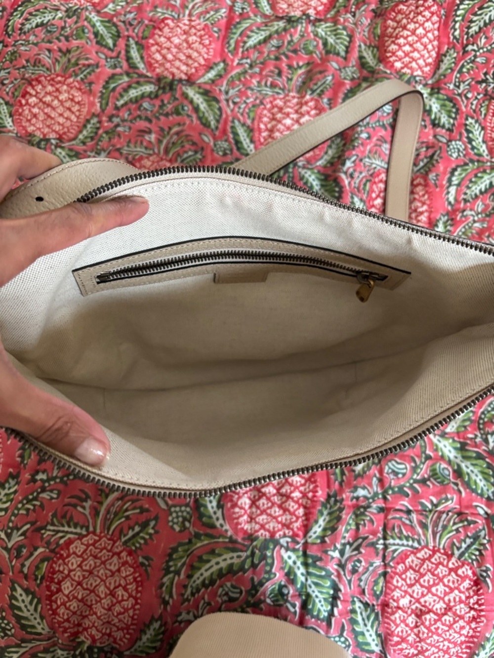 Gucci Beige GG Canvas Ophidia Half Moon  Bag with Green and Red Web - Picture 7 of 17
